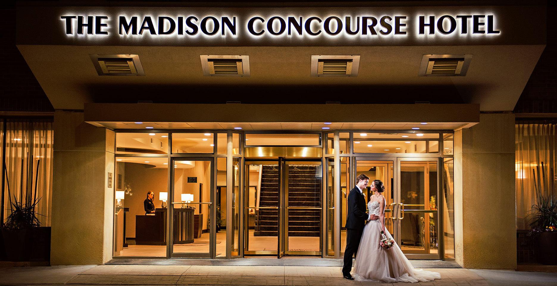 The Madison Concourse Hotel Exteriör bild